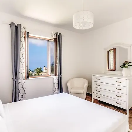 Mimosa Rustic Elegance Views & Pool Villa *