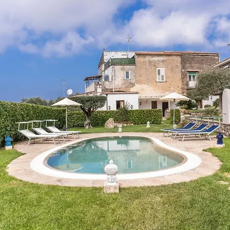 Villa Mimosa Rustic Elegance Views & Pool *