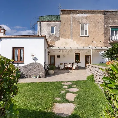 Villa Mimosa Rustic Elegance Views & Pool *