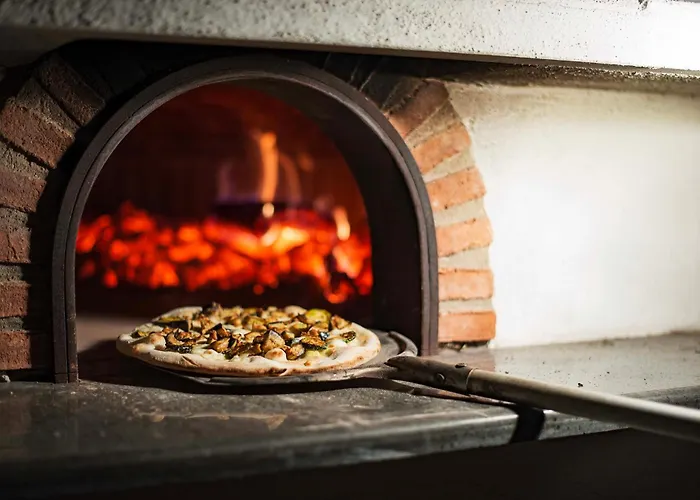 Vila Mimosa Rustic Elegance Views & Pool