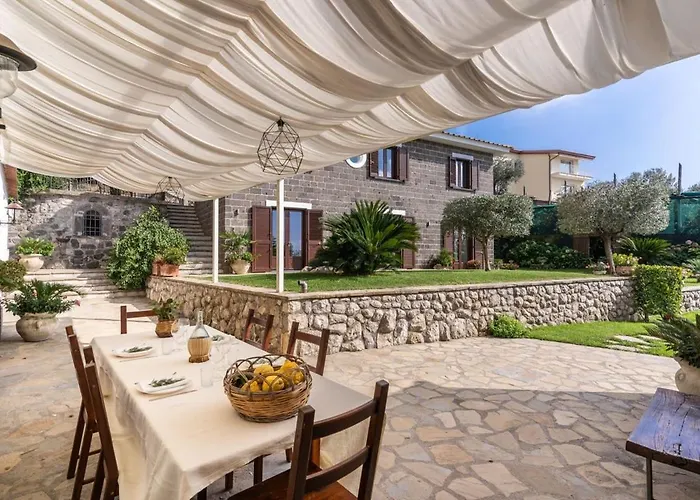 Mimosa Rustic Elegance Views & Pool Massa Lubrense